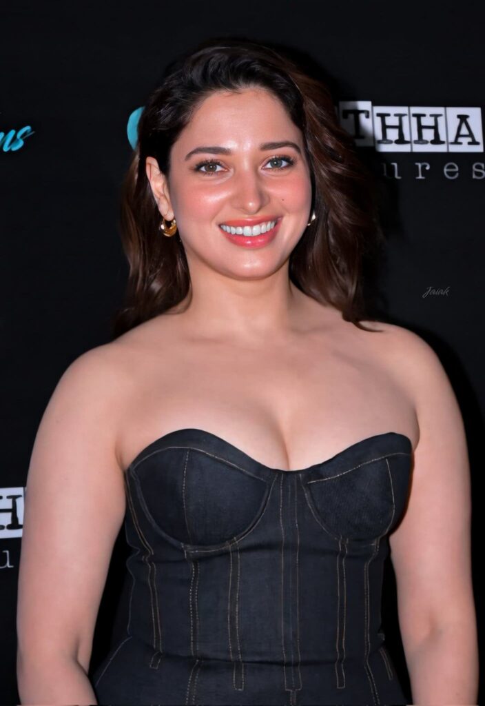 Tamanna Bhatia Hot Photos