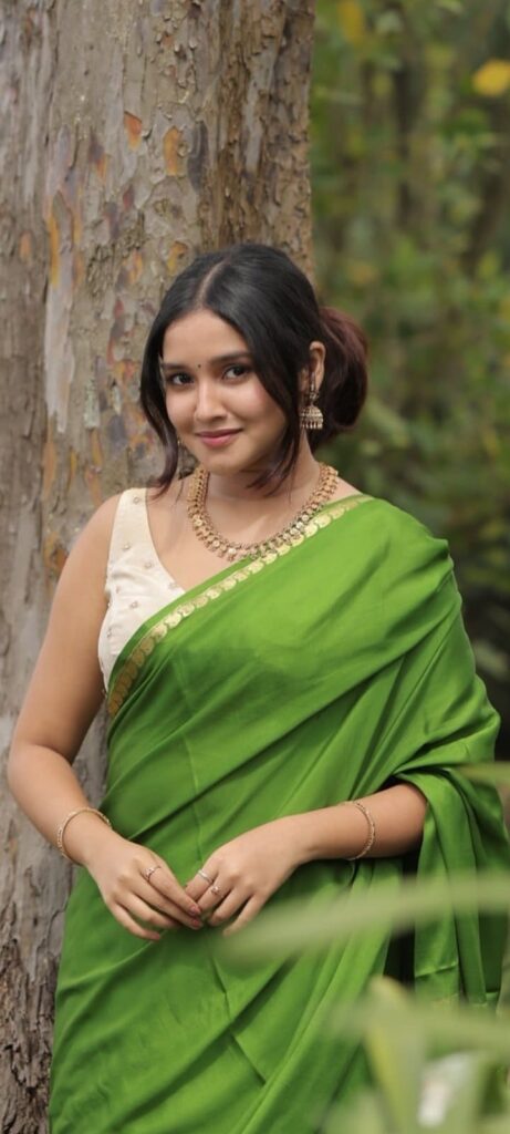 Anikha Surendran Hot