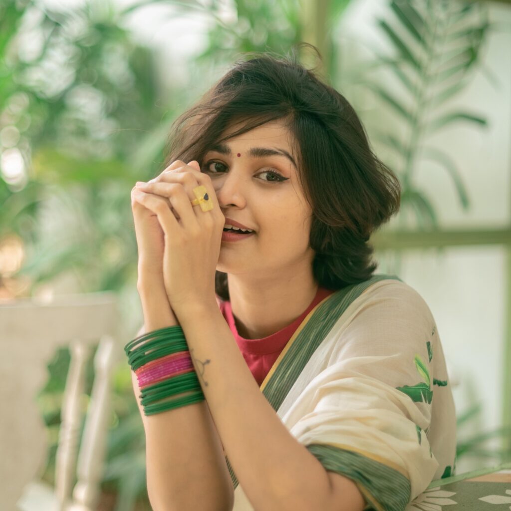 Kaadhal Ponmaan lyrics Malayalam