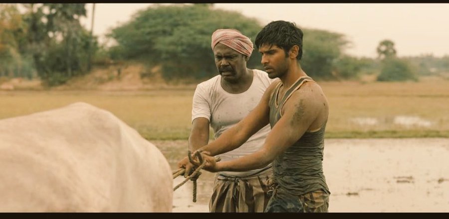 Thennaadu Song Lyrics