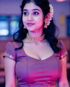 Ava Enna Enna Thedi Vantha Anjala Song Lyrics – Vaaranam Aayiram - Riaz