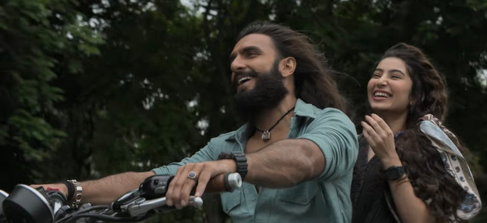 Dhurandhar Gehra Hua Lyrics