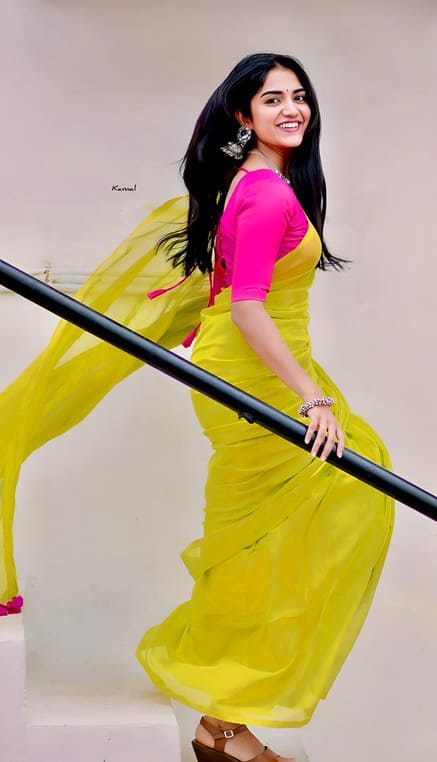 Malavika Manoj hot photos