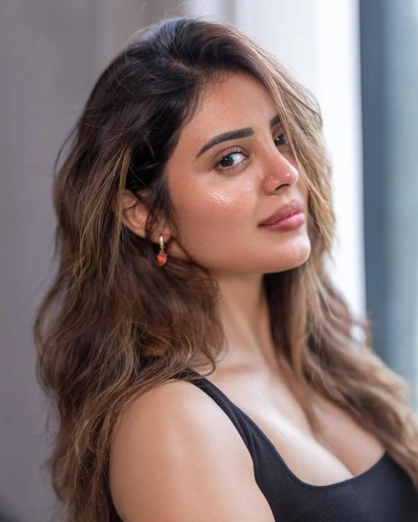 Kushitha Kallapu hot images