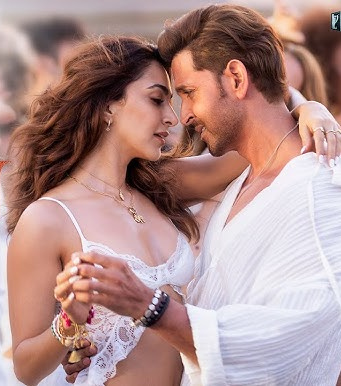 Ulagena Uruveduthaai Lyrics