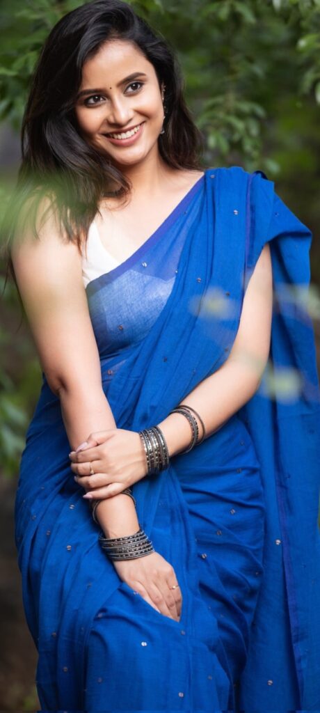 Mudhal Kanave Song Translation