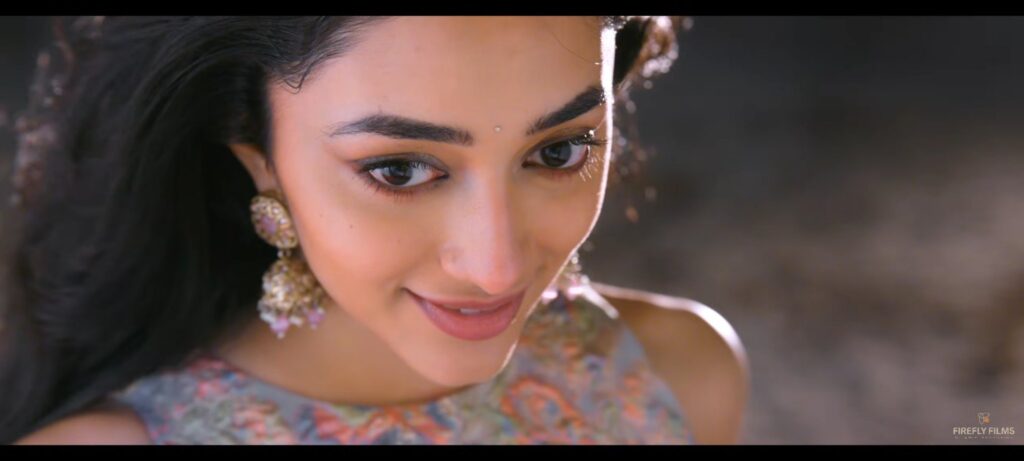 Chiri Thottu Song Lyrics Meaning -Priety Muki=ndhan