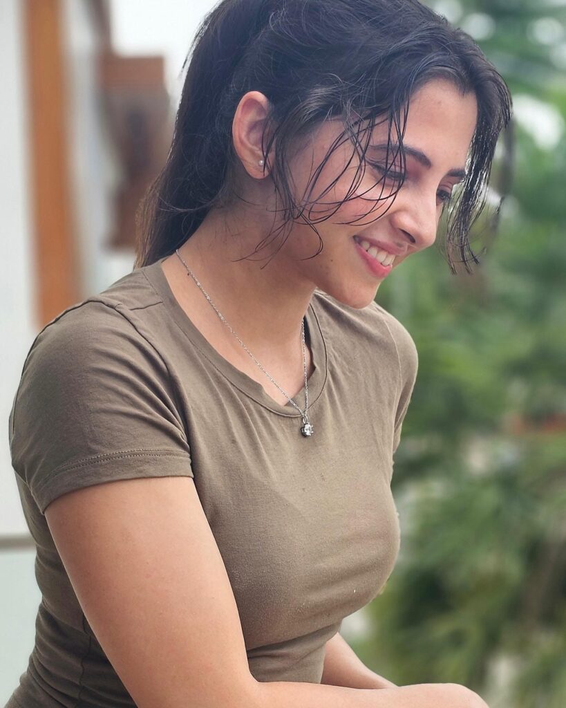 Preethi Asrani Movies and Biography 14 Preethi Asrani