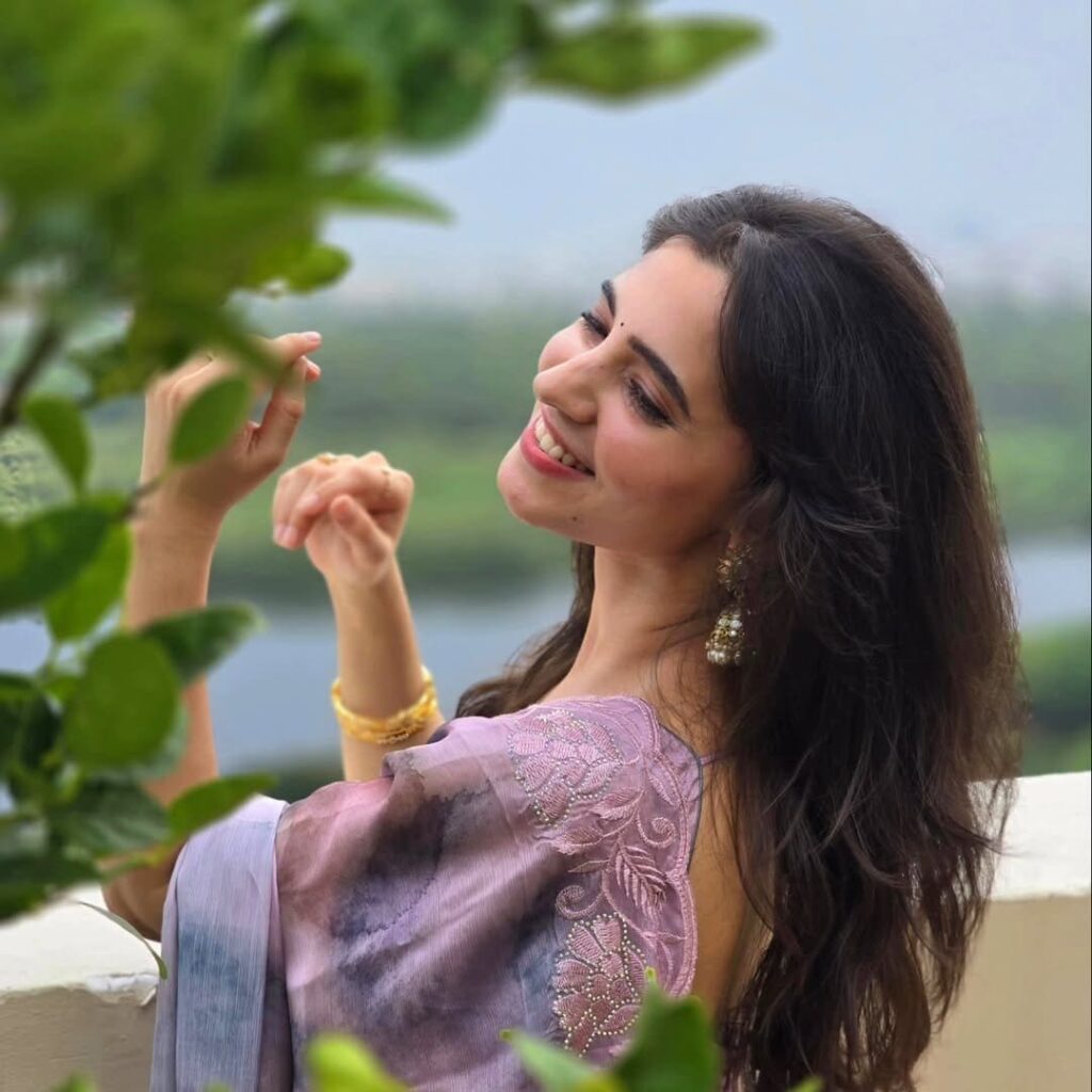 Preethi Asrani Movies and Biography 25 Preethi Asrani stills