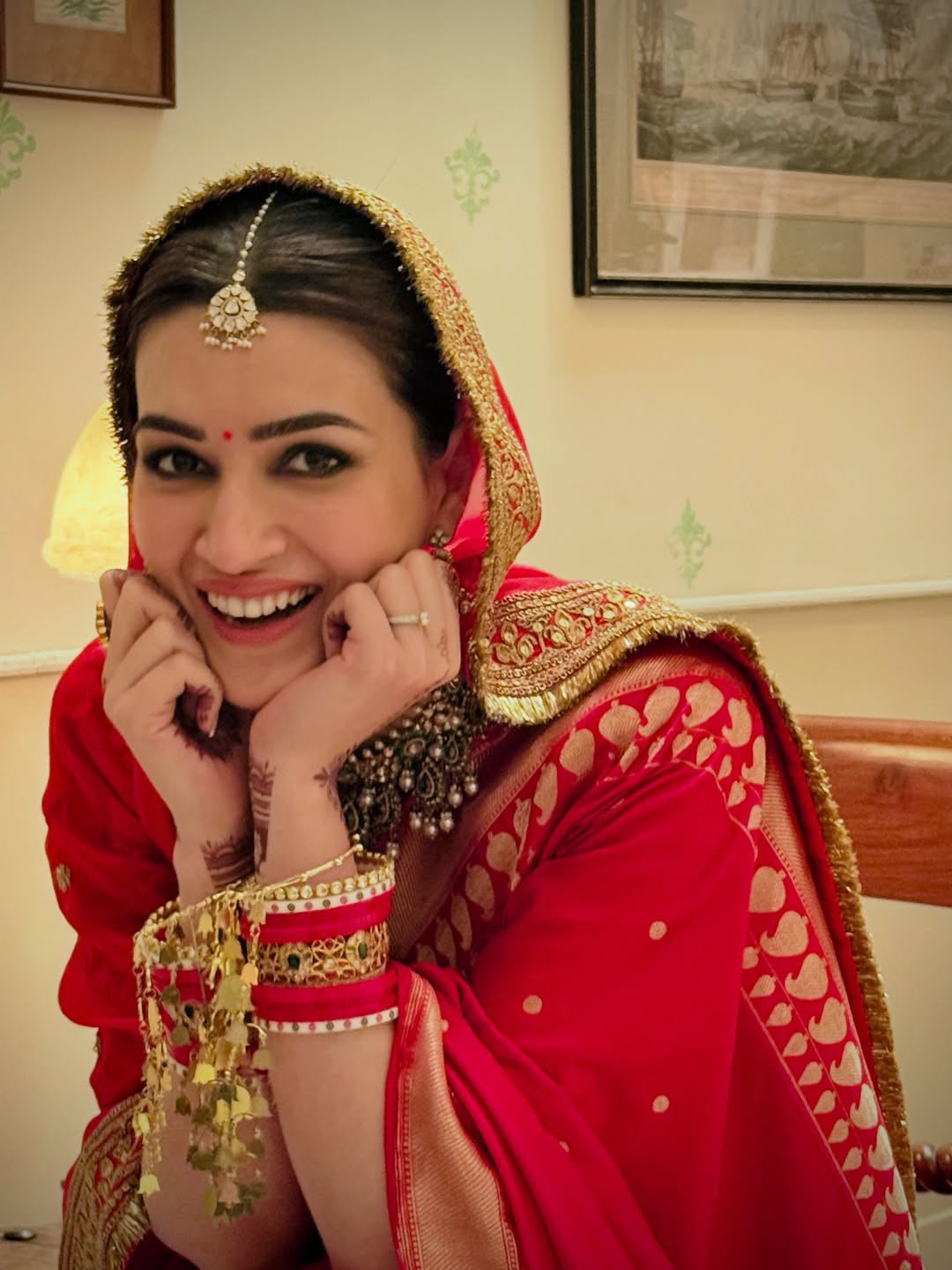 Jigar Thandaare Female Song Translation