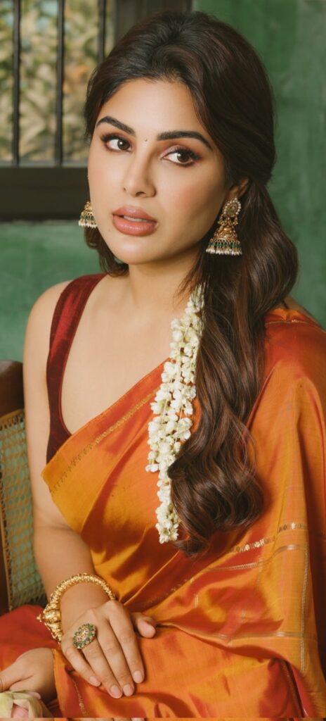 Mudhan Mudhalil Parthen Song Lyrics Translation – Aahaa (1997) Tamil 1 Mudhan Mudhalil Parthen Song Lyrics