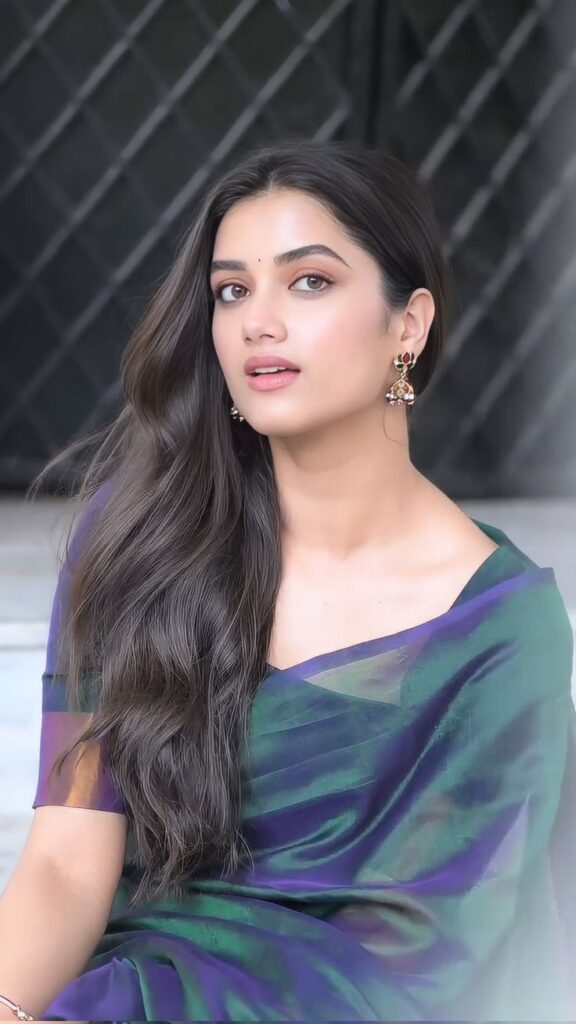 Maanguyile Poonguyile Song Lyrics