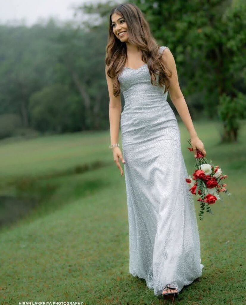 Api Venvena Tharamata Lyrics Translation in English – Sinhala Song Meaning 1 Api Venvena Tharamata Lyrics Translation