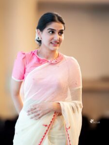 Nandri Solla Unakku Song Lyrics Translation – Maru Malarchi - Riaz Dreams