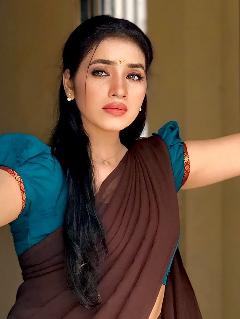 Paatha Kolusu song lyrics