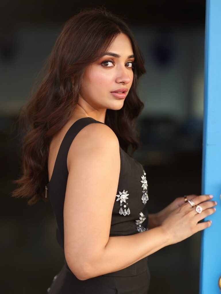 Halo Halo Song Lyrics