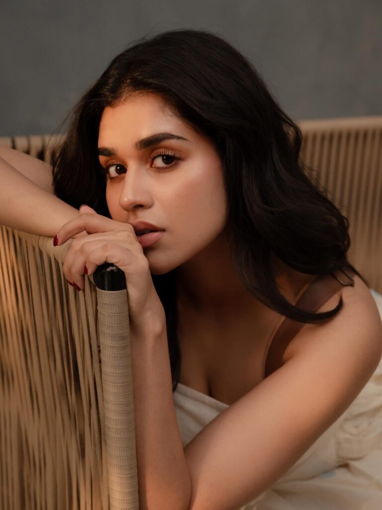 Sattendru Maarudhu Vaanilai