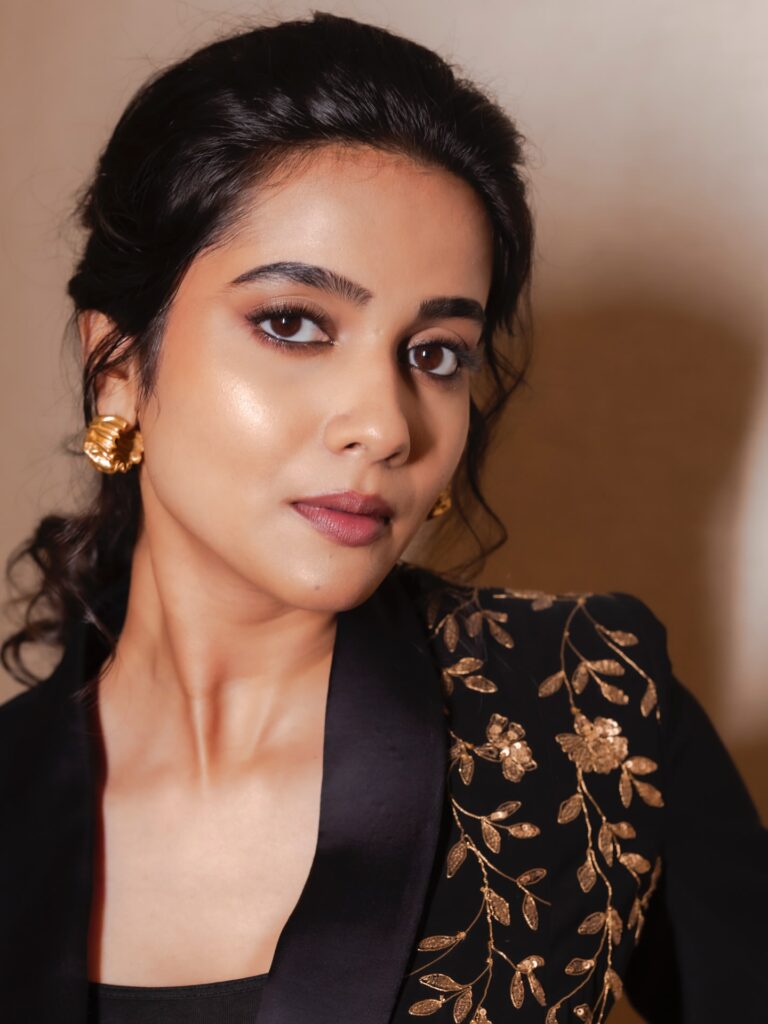 Aadiney Irupen Song Lyrics – Happy Raj (2026) | G. V. Prakash Kumar 2 sri gauri priya in happy raj